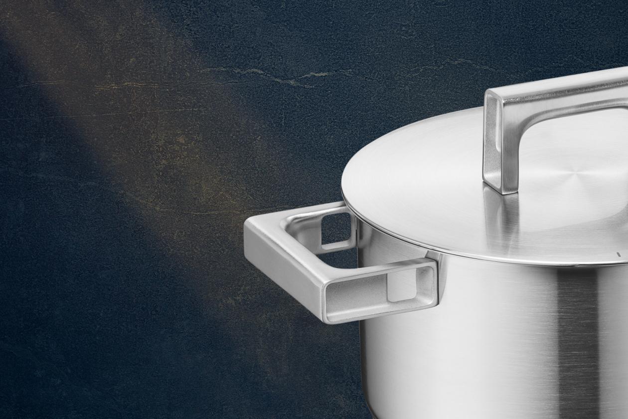 Кастрюля с крышкой WMF Ultimate Cool 20 см