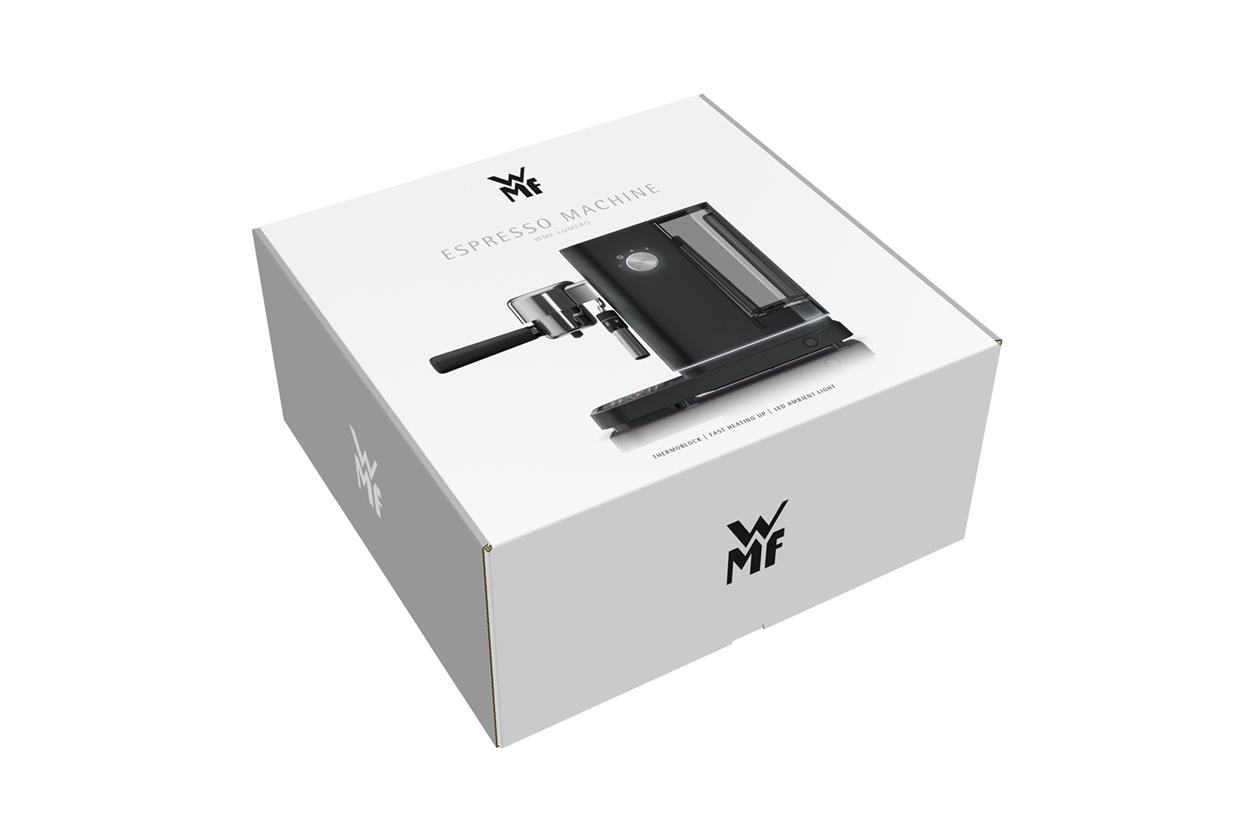 Рожковая кофеварка WMF Lumero Deep Black 0412370071