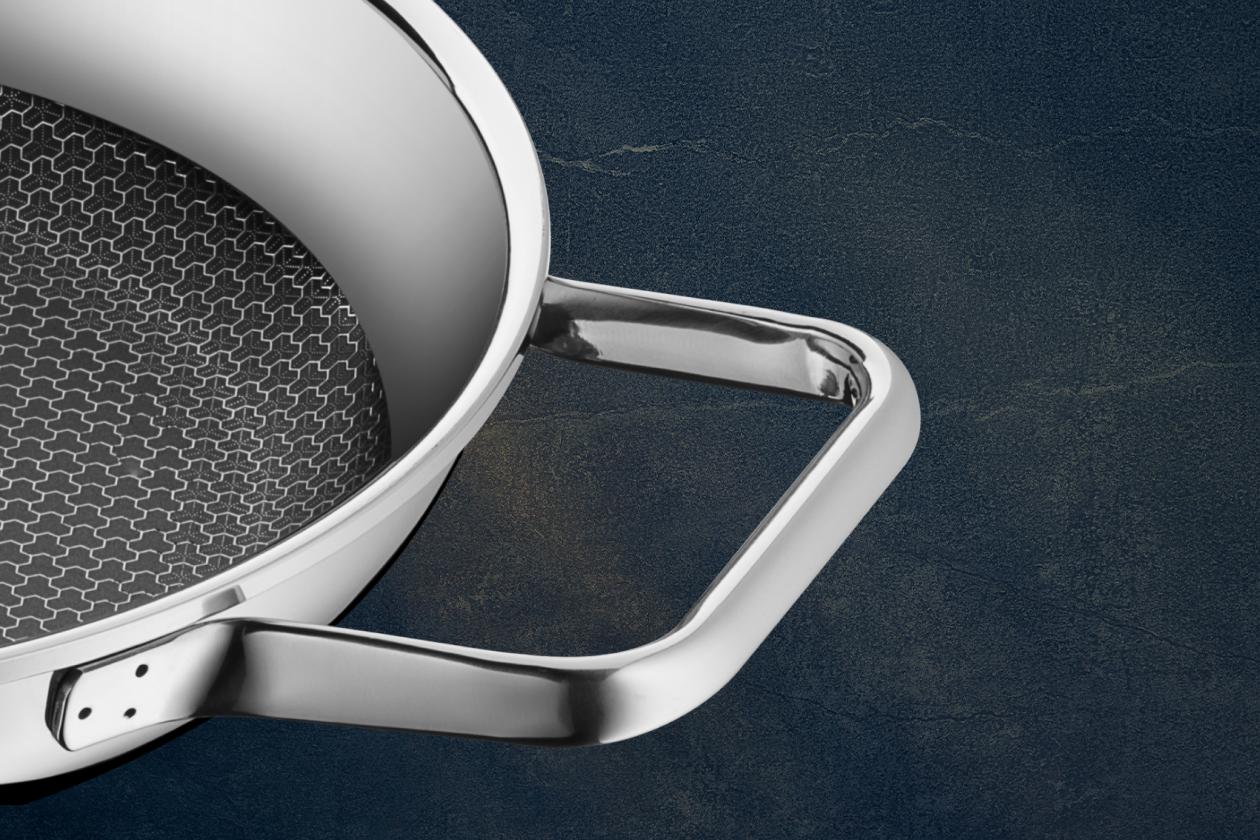 Сотейник WMF Profi Resist 24 см