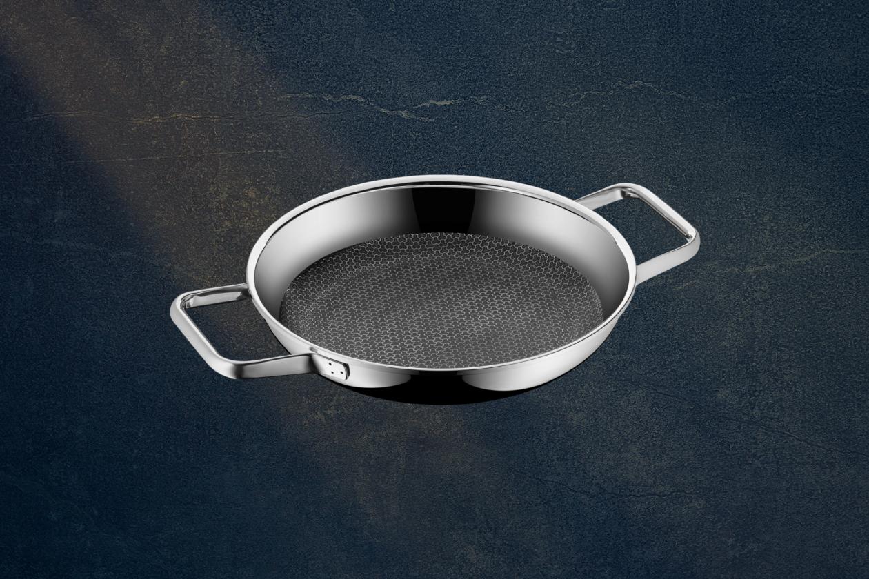 Сотейник WMF Profi Resist 28 см