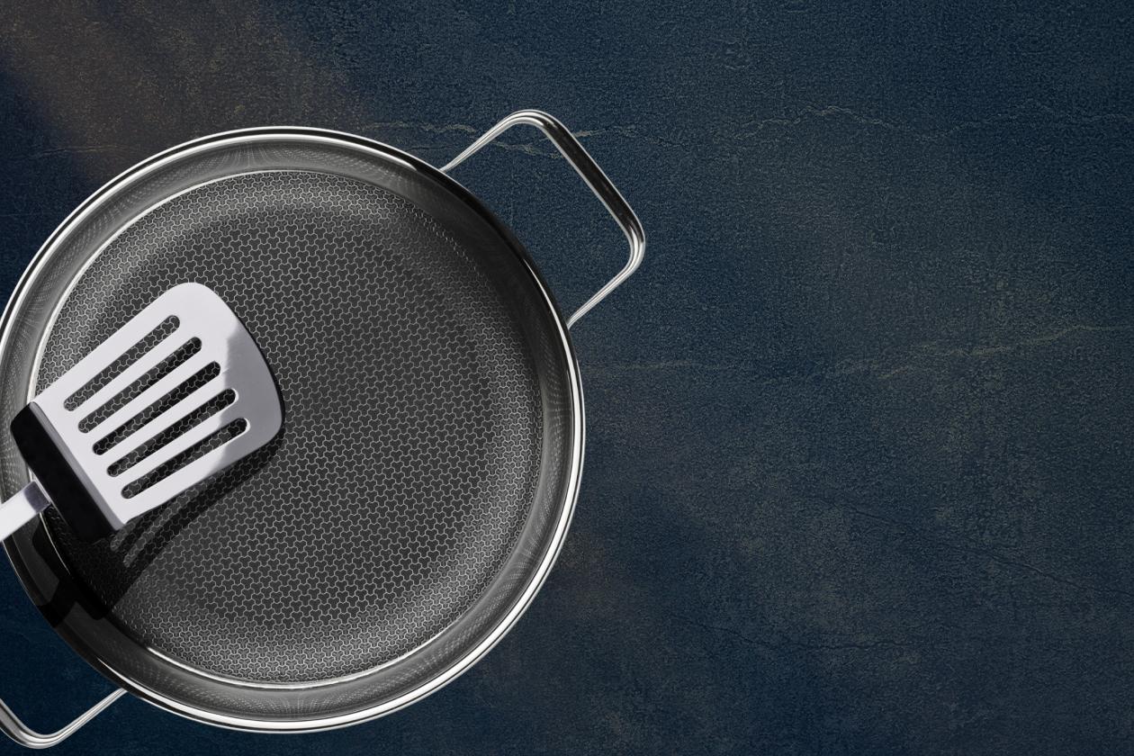 Сотейник WMF Profi Resist 28 см