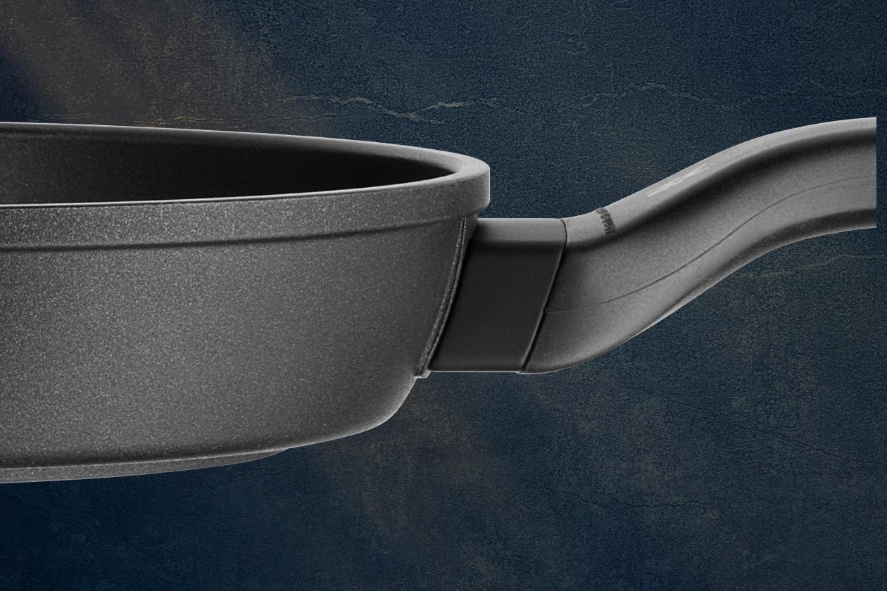 Сковорода WMF PermaDur Excellent 20 см