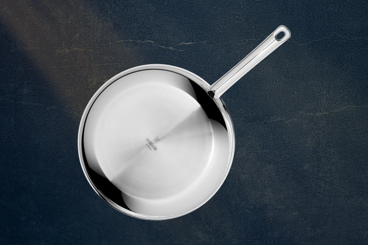 Сковорода WMF Profi Resist 28 см