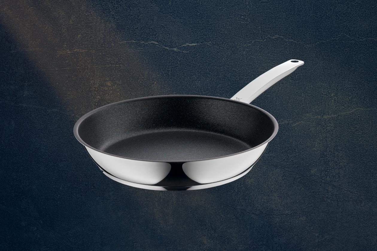 Сковорода WMF PermaDur Pro 28 см