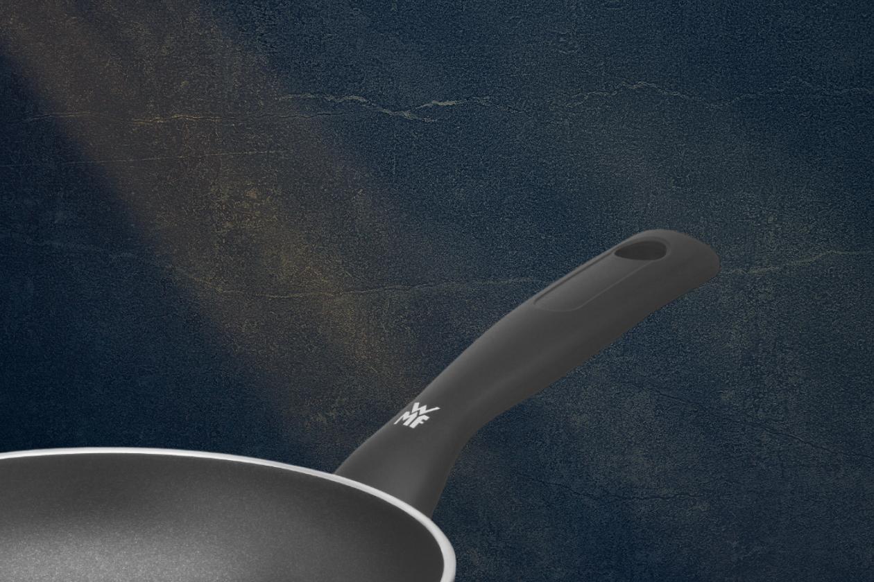 Сковорода WMF Permadur Inspire 24см