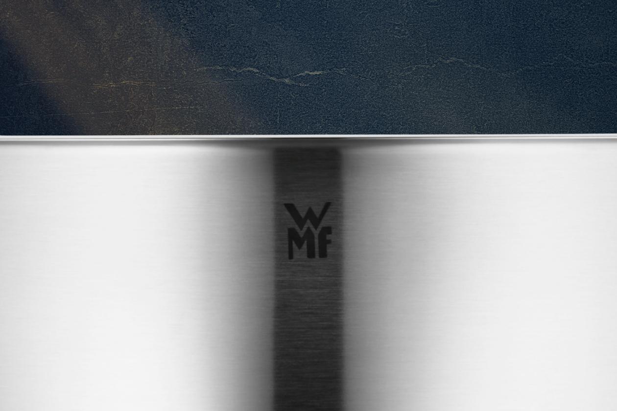 Кастрюля с крышкой WMF Ionic 24 см