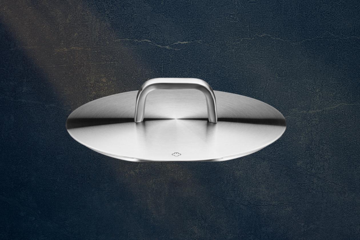 Кастрюля с крышкой WMF Ionic 22 см