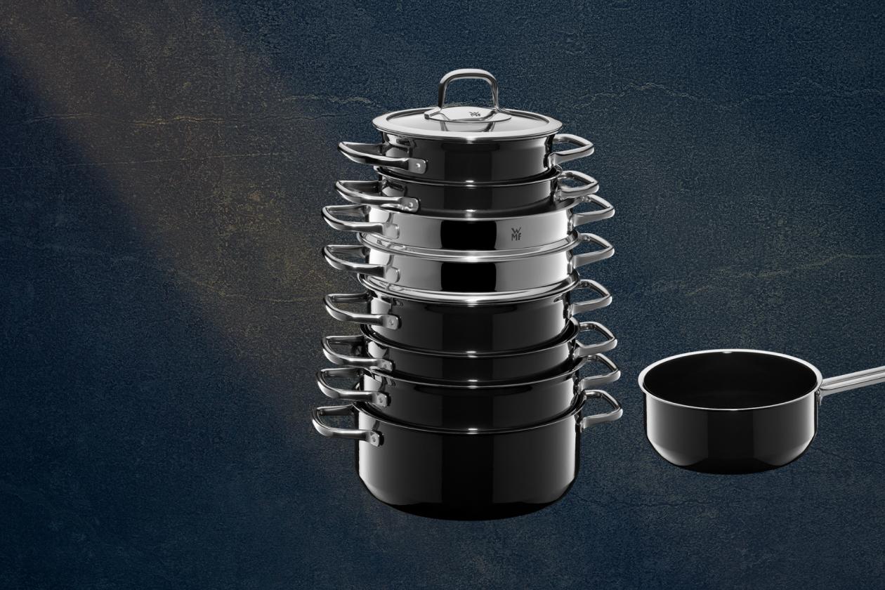 Низкая кастрюля с крышкой WMF Fusiontec Compact Black 24 см