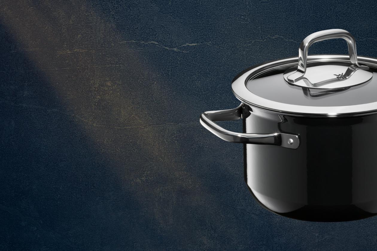 Кастрюля с крышкой WMF Fusiontec Compact Black 24 см