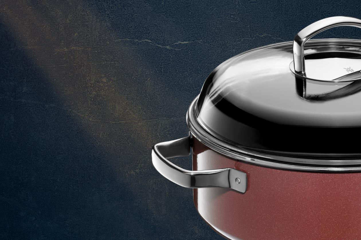 Жаровня с крышкой WMF Fusiontec Rose Quartz 28 см